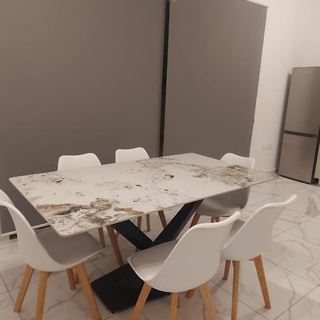 Central Apartment In Swieqi Is-Swieqi Екстериор снимка